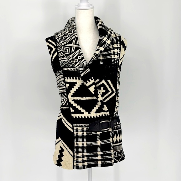 Lauren Ralph Lauren Women’s Sweater Vest Size S  Black and White Aztec Southwest - Picture 1 of 10